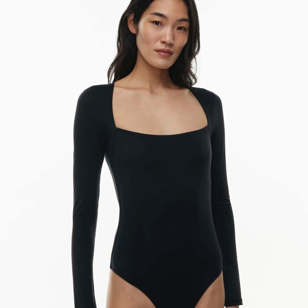 Aritzia square neck bodysuit